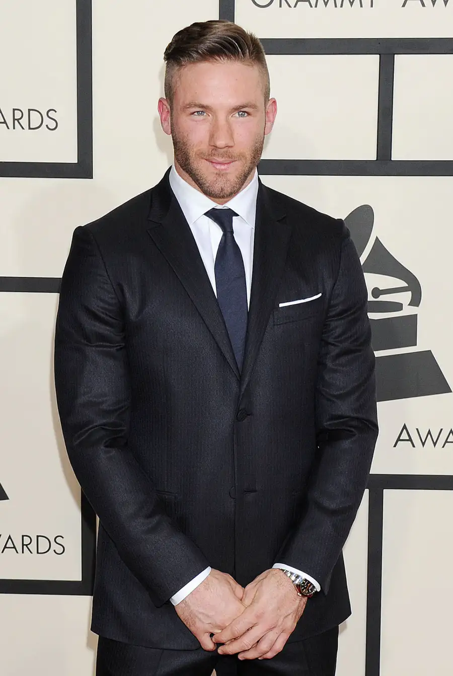 Stars Pay Tribute to Bob Saget’s Death at Age 65