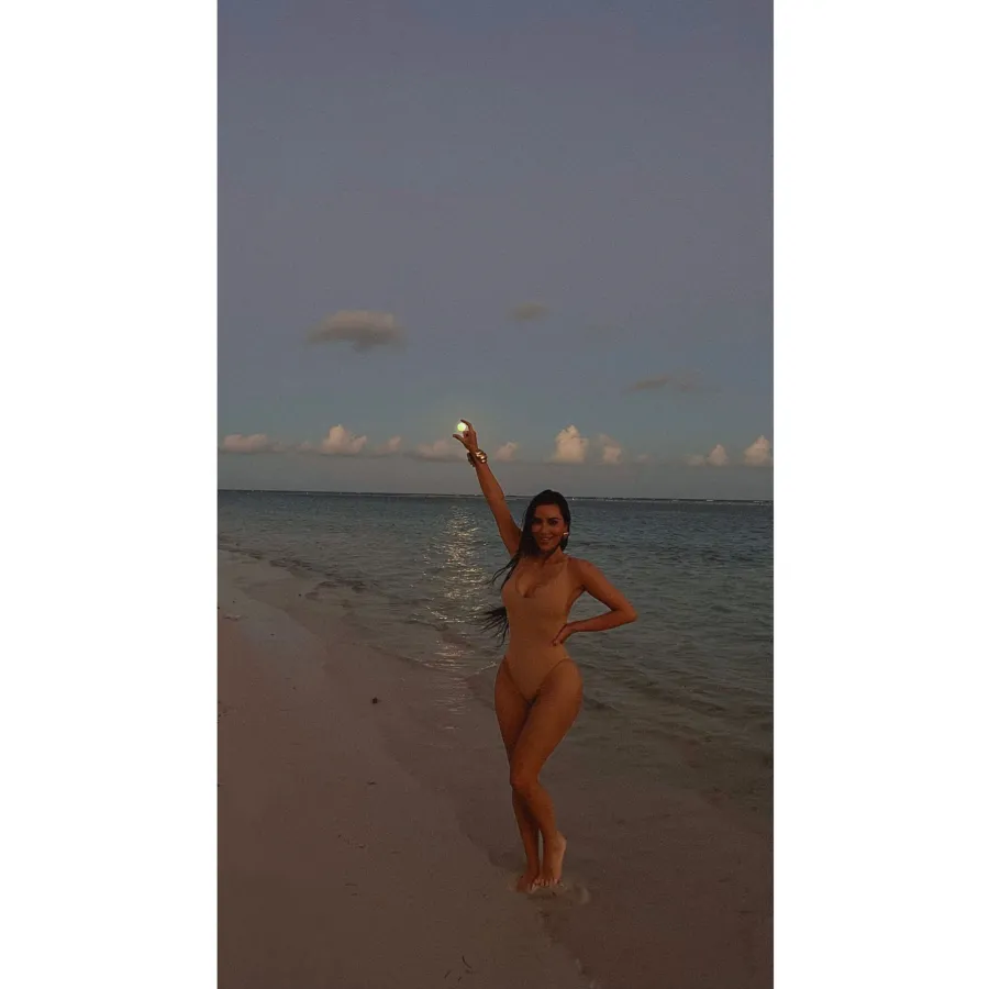 Kim Kardashian Is Sharing Sexy Bikini Pics on Repeat 5