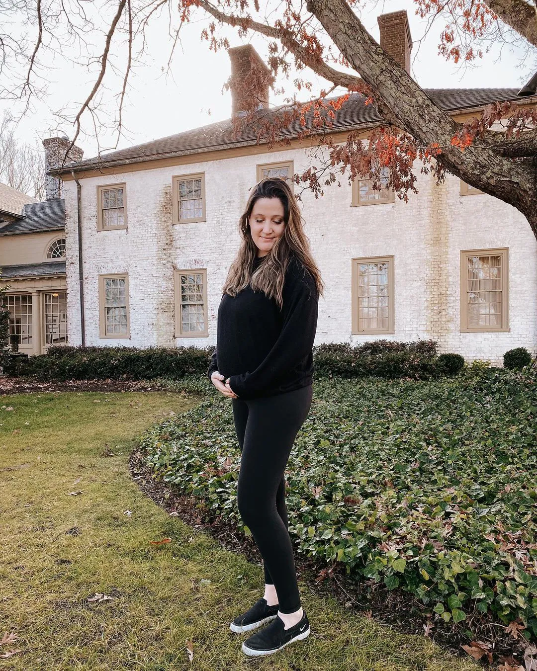 Pregnant Tori Roloff Is ‘Trying to Love’ Her Body Ahead of 3rd Baby: It’s a ‘Struggle’