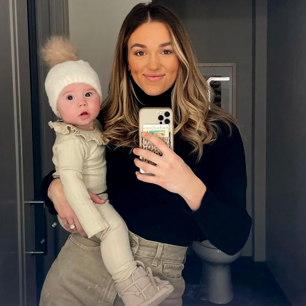 Sadie Robertson Reflects on Being Unable to Breast-Feed: I &lsquo;Tried So Hard&rsquo;