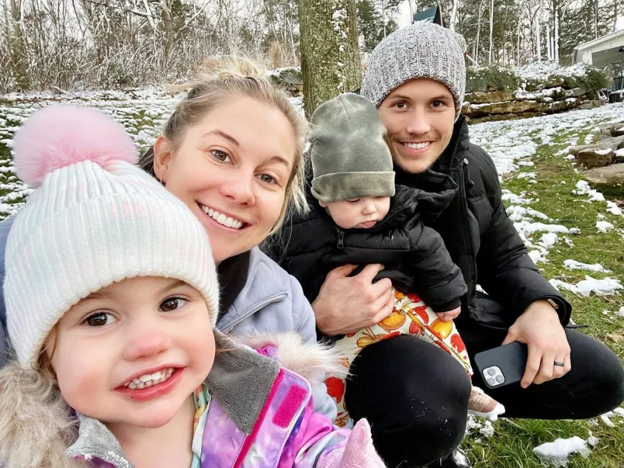 Snow Cute! See Shawn Johnson and Andrew East's Family Album