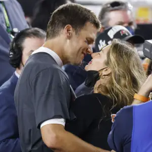 Tom Brady It Pains Gisele See Me Get Hit During Football