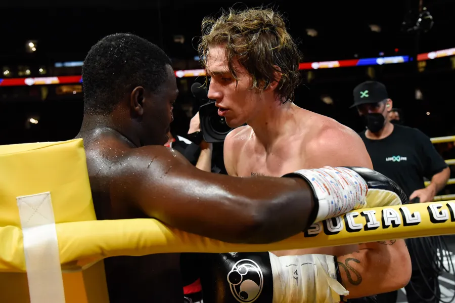 ‘Hype House’ Star Vinnie Hacker: 5 Things to Know About the TikTok Personality