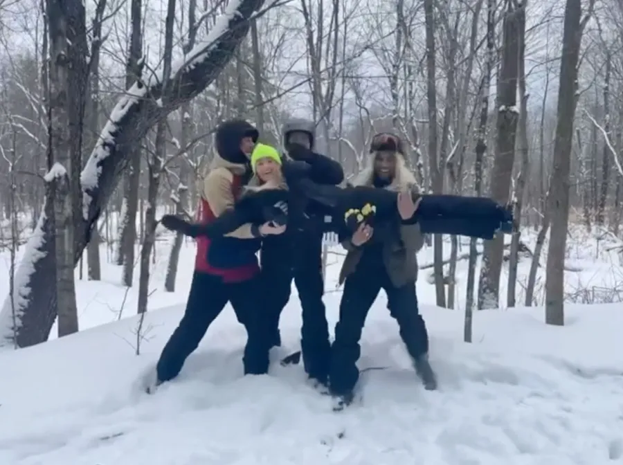 Who Is Jason Cameron What to Know About Lindsay Hubbard’s Winter House Hookup