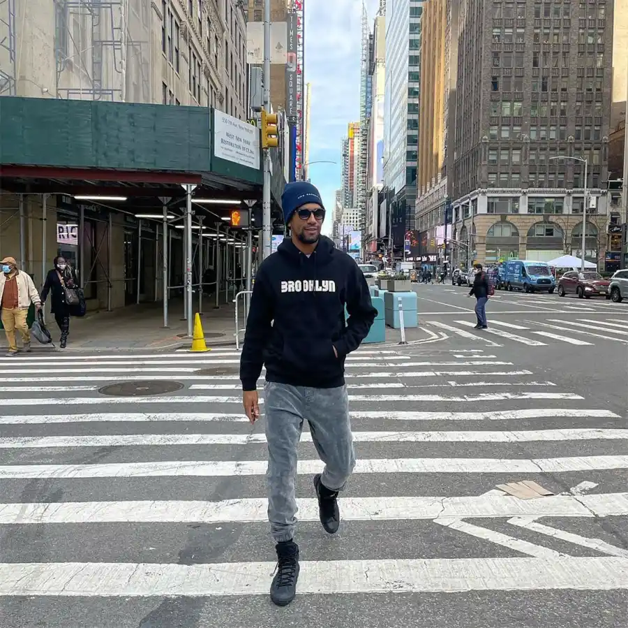 Who Is Jason Cameron What to Know About Lindsay Hubbard’s Winter House Hookup