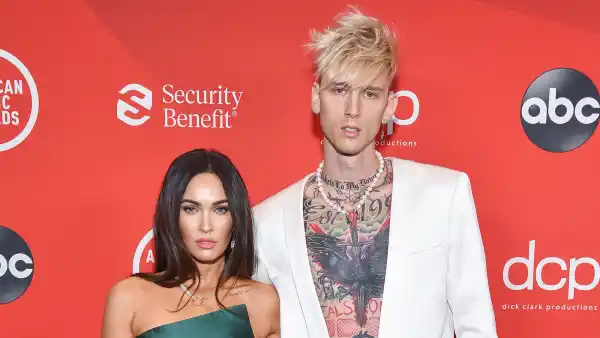 You Need See Megan Fox MGK Bathtime Ritual