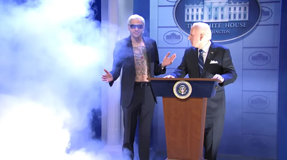 Pete Davidson Jokes in &lsquo;SNL&rsquo; Opening That He&rsquo;s Having &lsquo;More Fun&rsquo; This Year Amid Kim Kardashian Romance