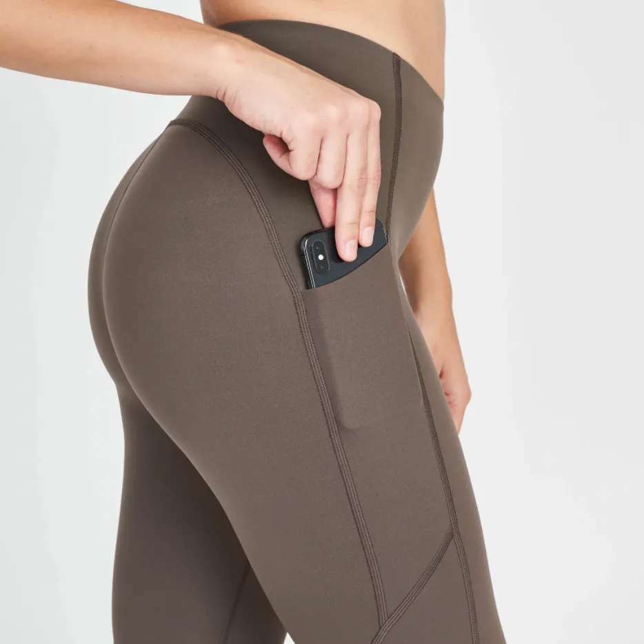 Spanx pocket leggings