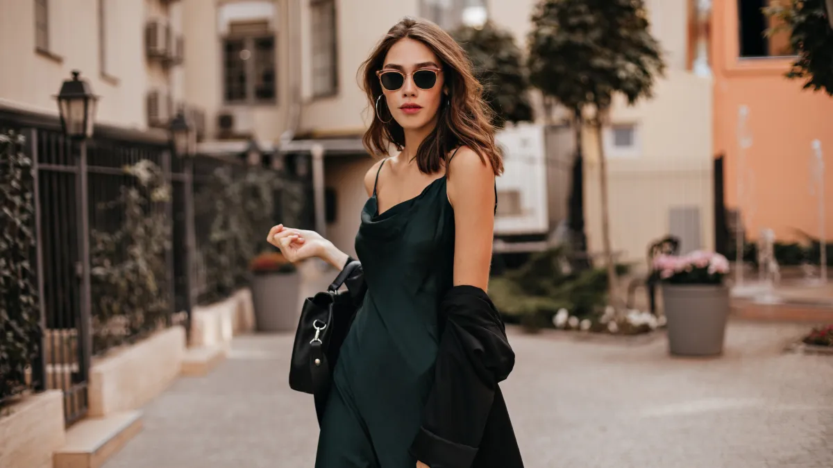 sunglasses model