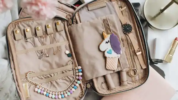 travel jewelry case