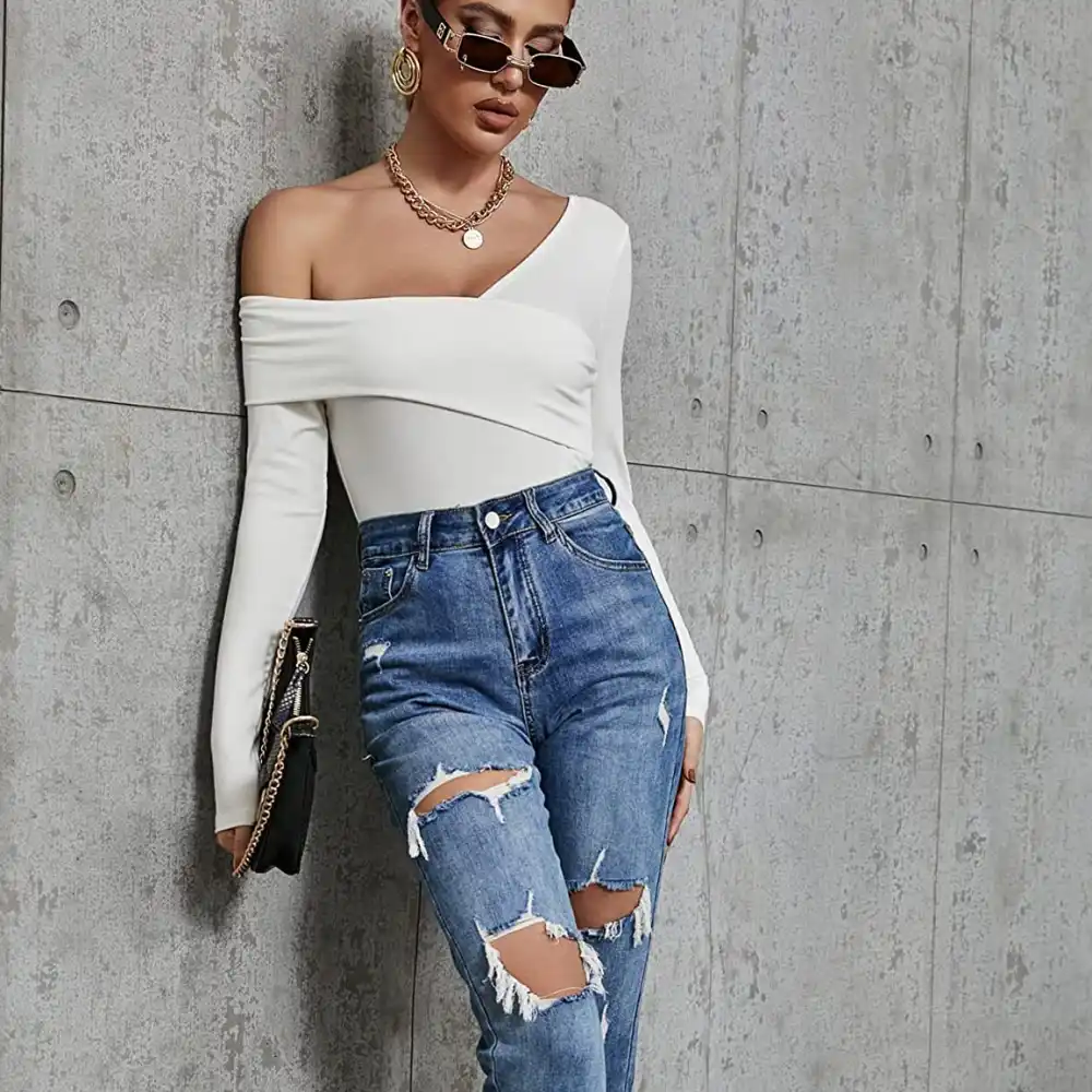 white top Amazon