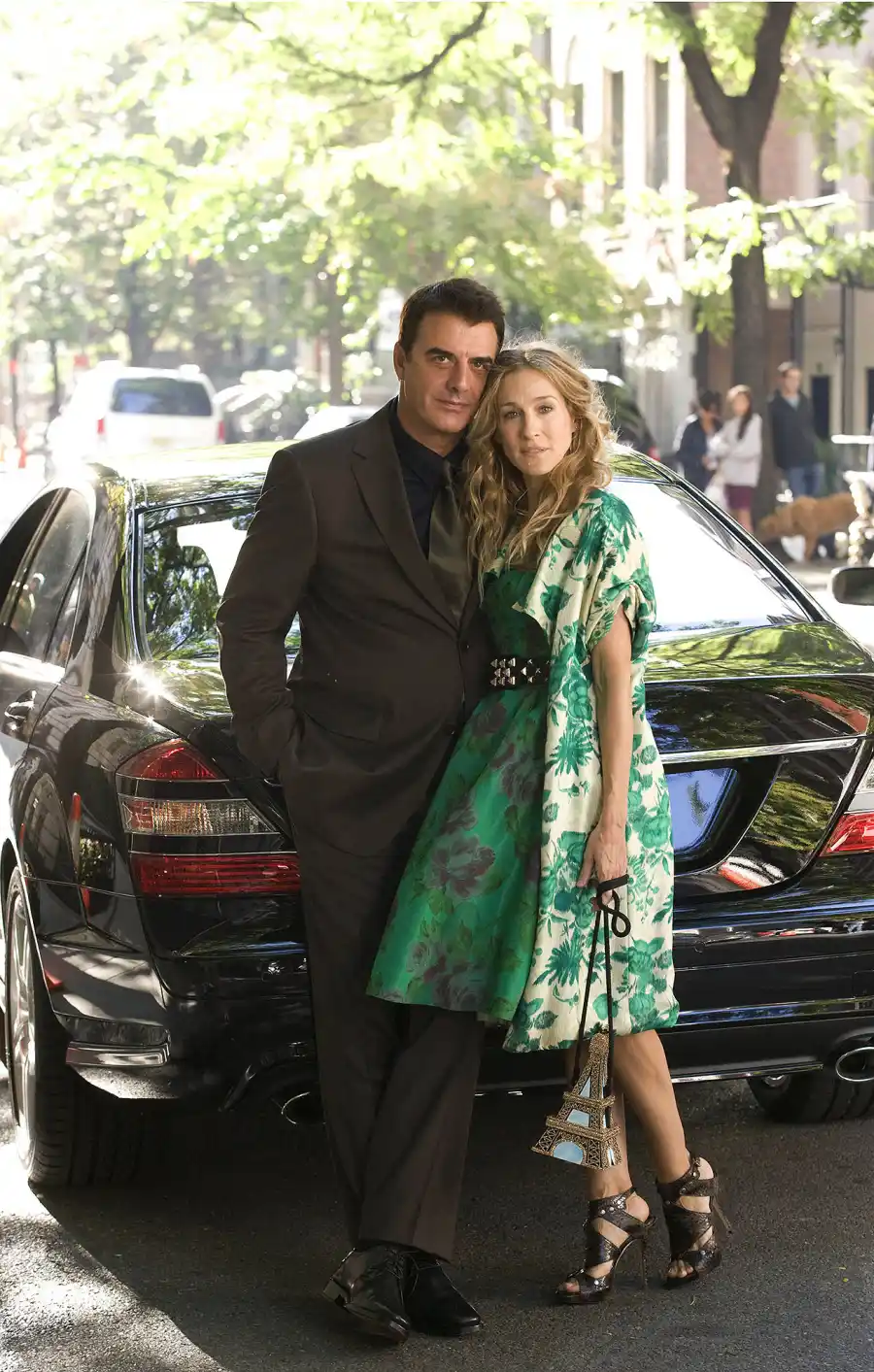 A Look Back at the Best Style Moments of ‘Sex and the City’ on Its 20th Anniversary Green Jacket SATC Movie 2008