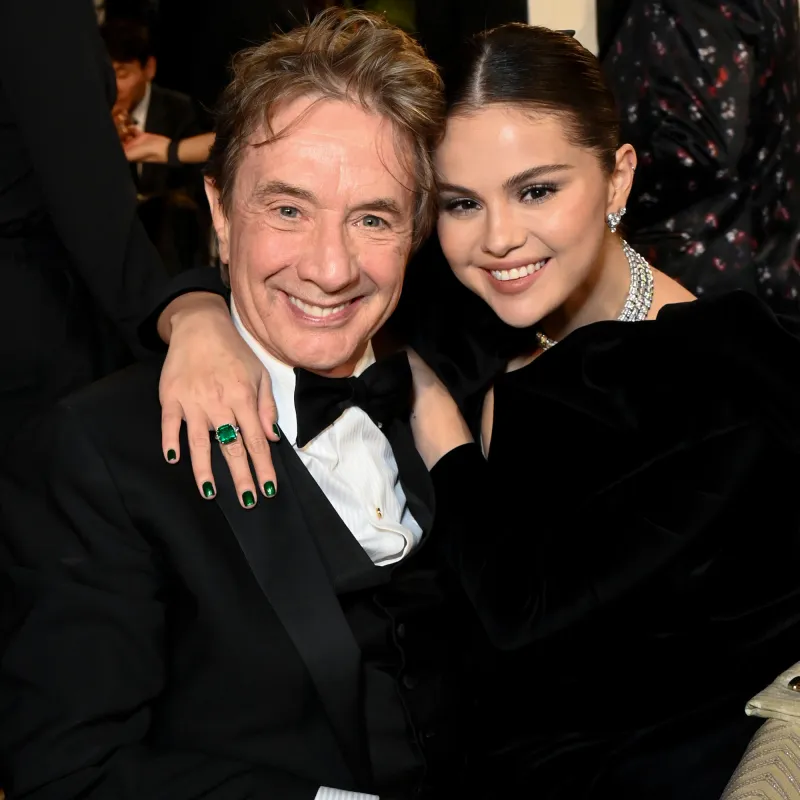 Alexandra Daddario’s SAG Awards Manicure Has a Powerful Meaning