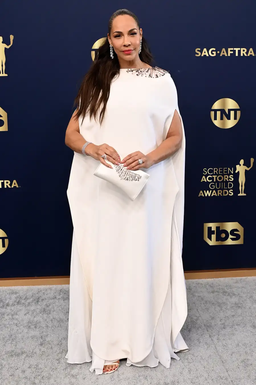 Amanda Brugel Red Carpet Arrival SAG Awards 2022