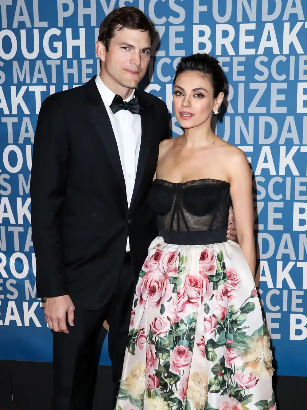Ashton Kutcher Supports Wife Mila Kunis&rsquo; Native Country Amid Russian Invasion: 'I Stand With Ukraine'