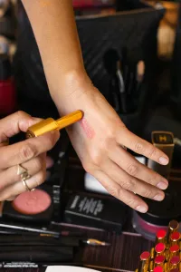 BTS Madeline Brewer SAGs Makeup