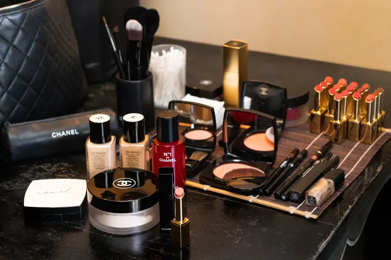 BTS Madeline Brewer SAGs Makeup