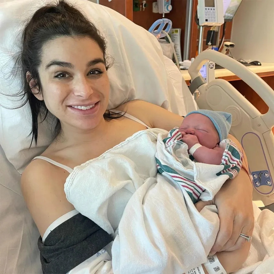 Bachelor Nation Ashley Iaconetti and Jared Haibon Share 1st Photo of Son Dawson 4