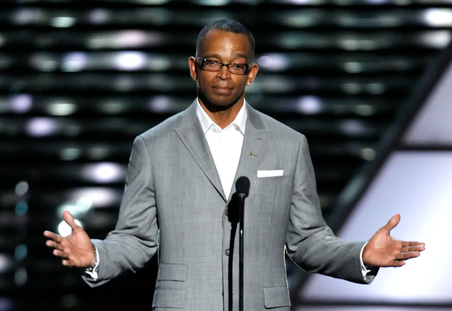 Celebrity Deaths in 2015: Stars We've Lost Stuart Scott