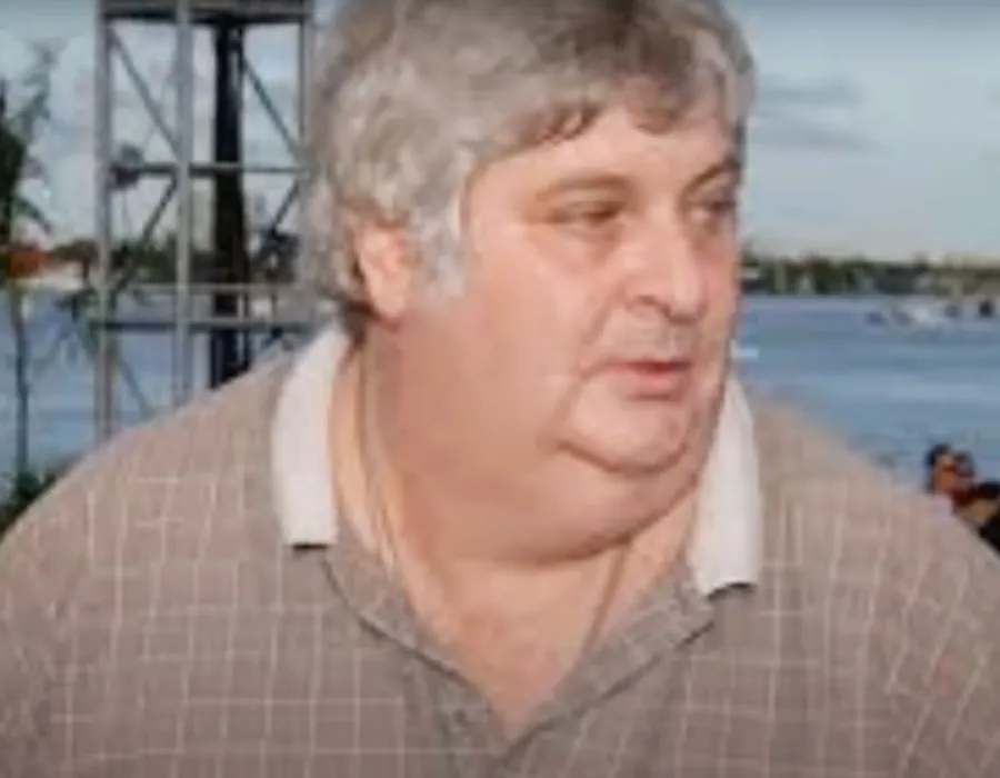 Celebrity Deaths in 2015: Stars We've Lost Vincent 