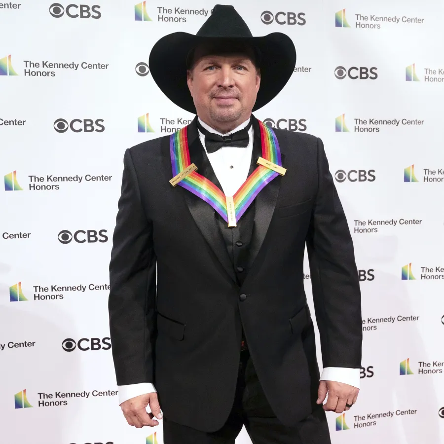 Celebrity Parents With Kids Named August Princess Eugenie More Garth Brooks