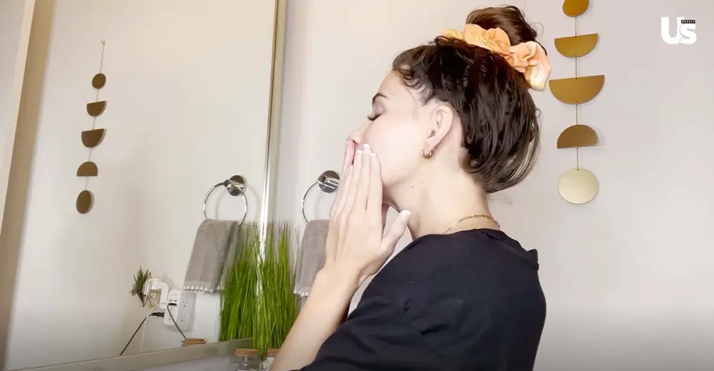 Cheers Morgan Simianer Uses 7 Serums Before Bed It Does Something