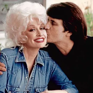 Dolly Parton Marks Valentine's Day With Rare Photo of Husband Carl Dean