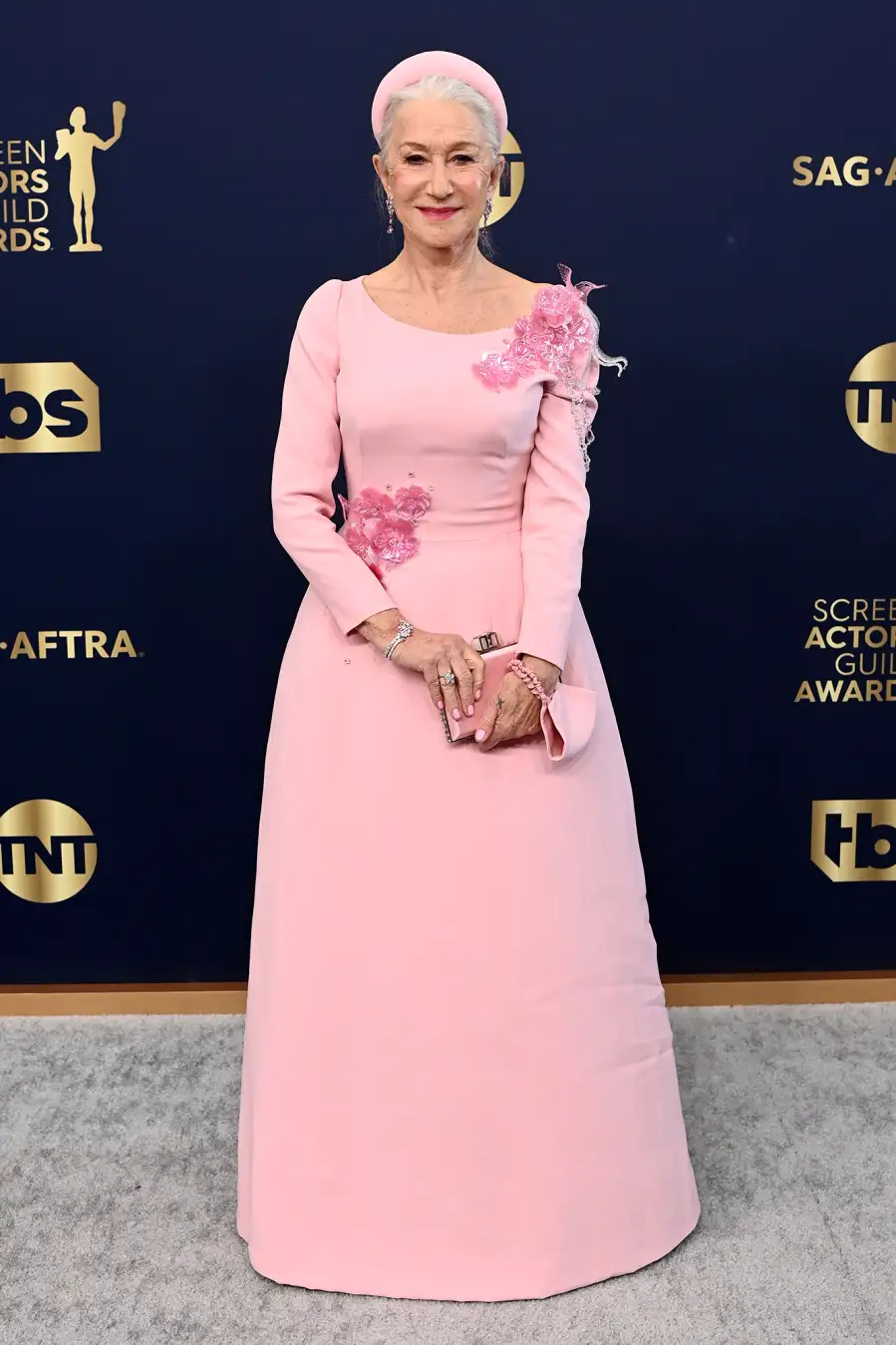 Helen Mirren Red Carpet Arrival SAG Awards 2022