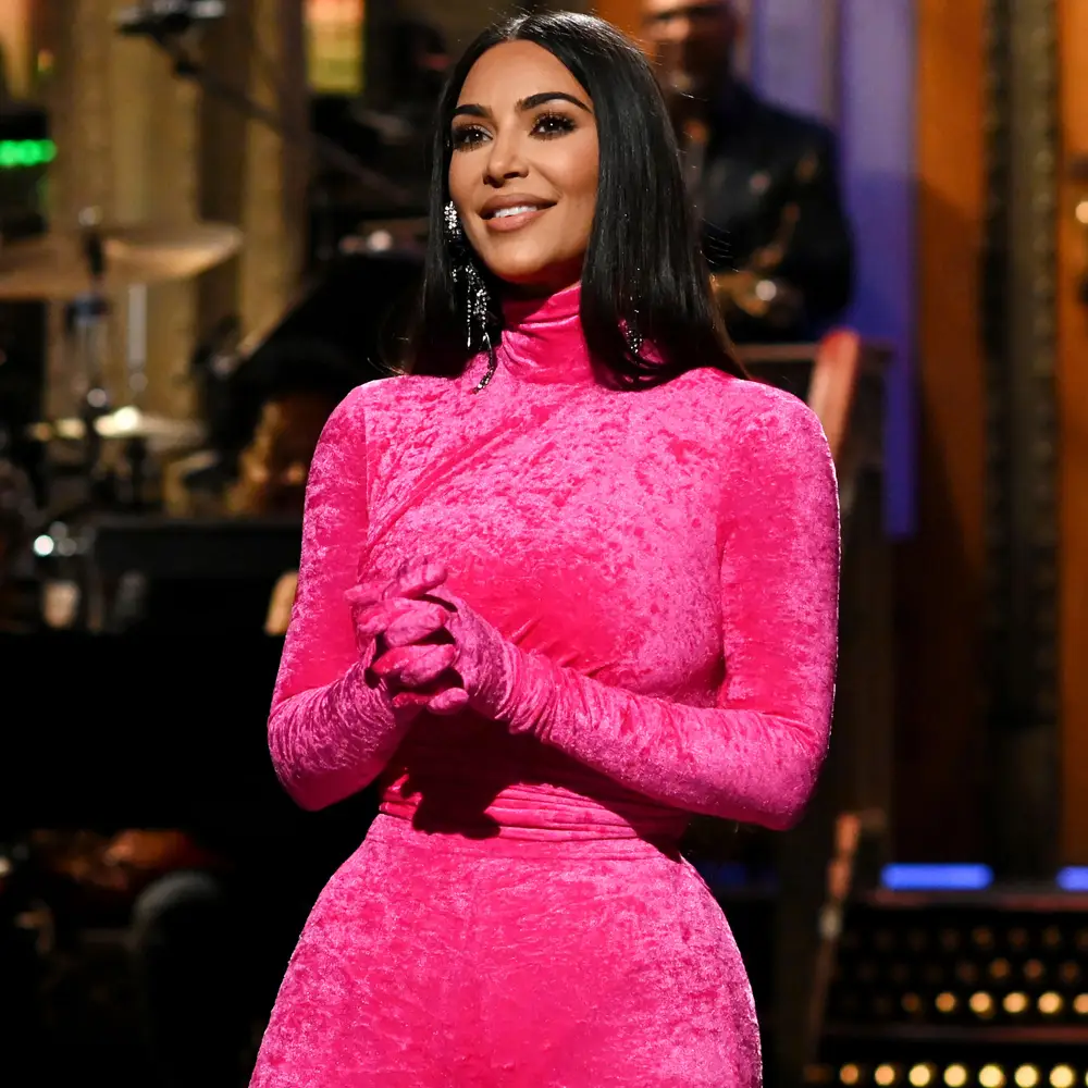 It&rsquo;s Official! Kim Kardashian Is the New Face of Balenciaga