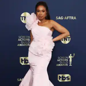 Jennifer Hudson Nearly Suffered a Wardrobe Crisis at the SAG Awards 2022