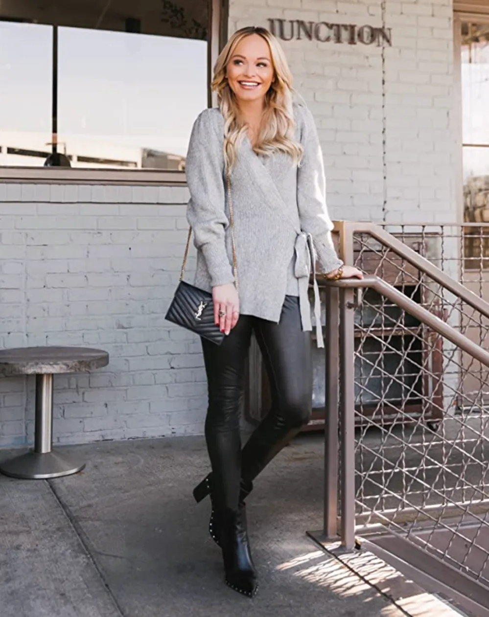 KIRUNDO Women&rsquo;s V Neck Balloon Sleeve Wrap Sweater