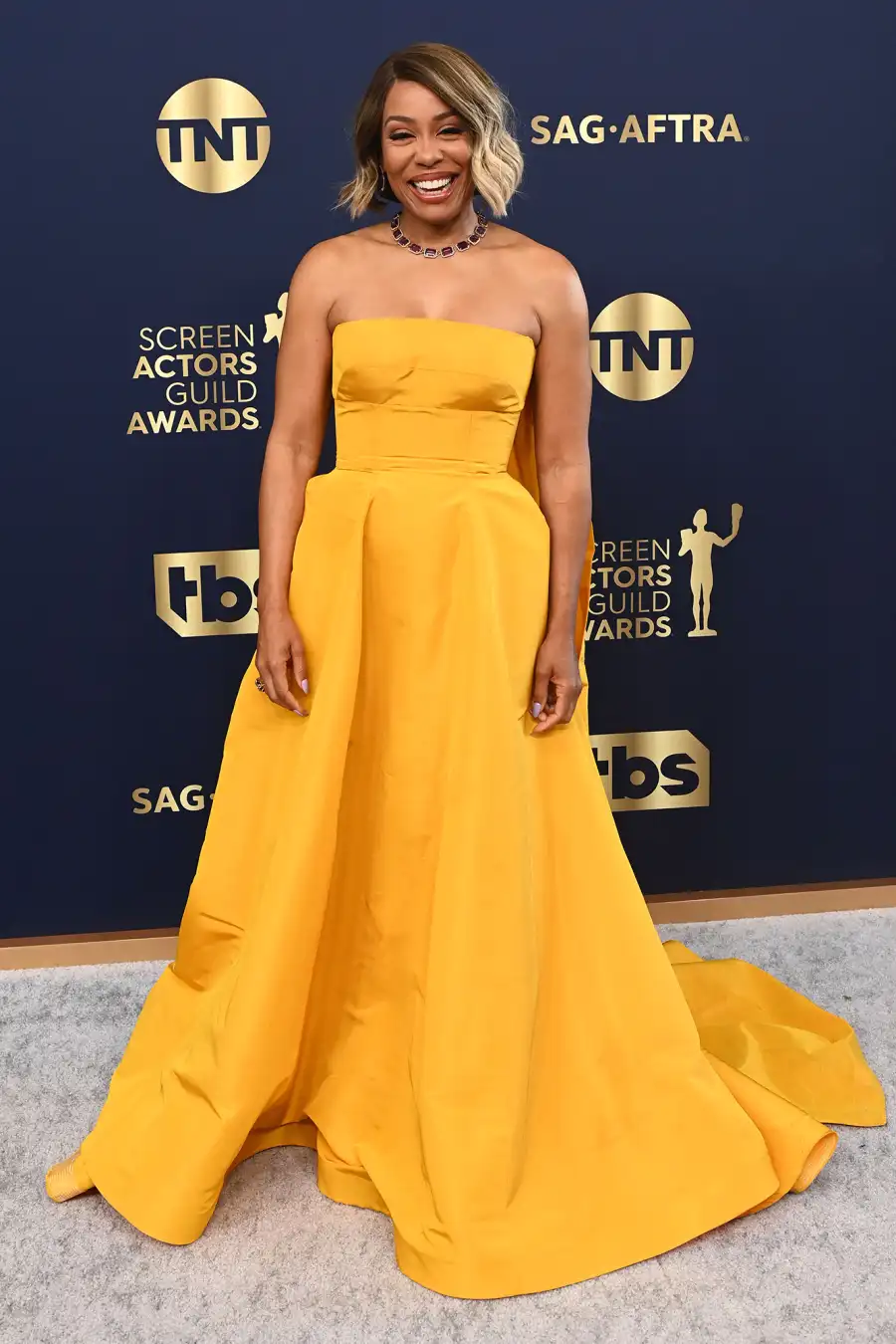 Karen Pittman Red Carpet Arrival SAG Awards 2022