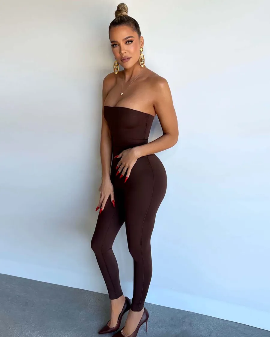 Khloe Kardashian Puts Her Curves Display Skintight Skims
