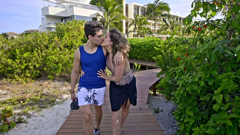 Love Is Blinds Sal I Made My Decision About Mallory At Our Wedding