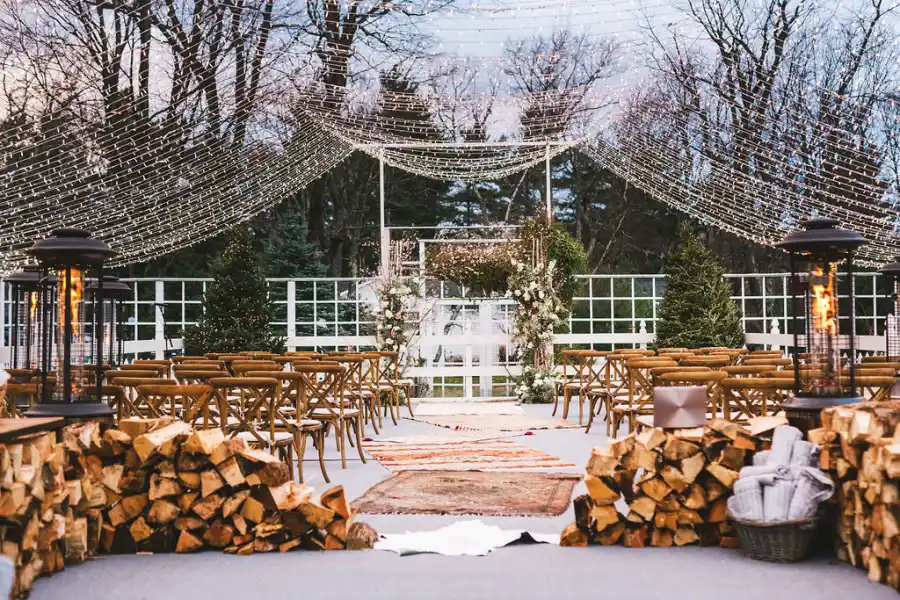 Embrace the Cozy Cabin Vibes at Cedar Lakes Estate