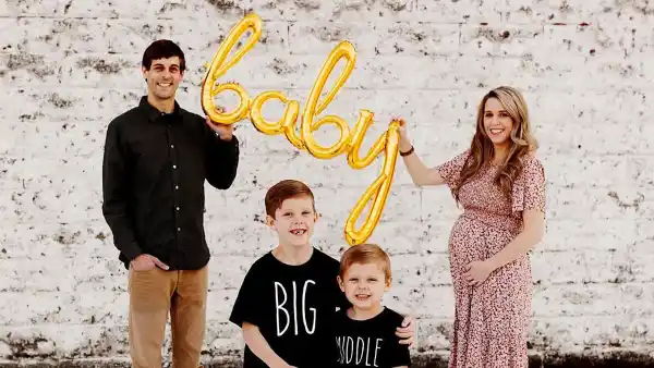 Pregnant Jill Duggar Debuts Baby Bump Ahead 3rd Child Arrival