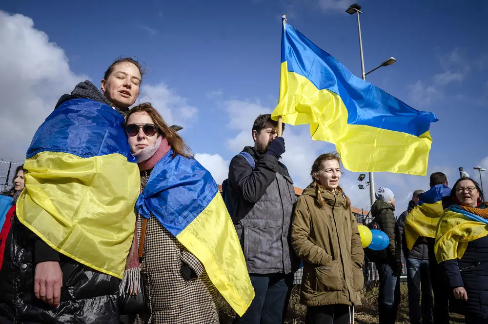 Prince Harry and Meghan Markle Issue Statement on Russian Invasion 2