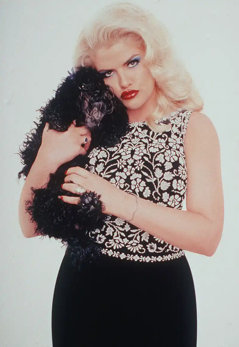 Remembering Anna Nicole Smith's Life in Pictures on 10th Anniversary of Her Death The Anna Nicole Show
