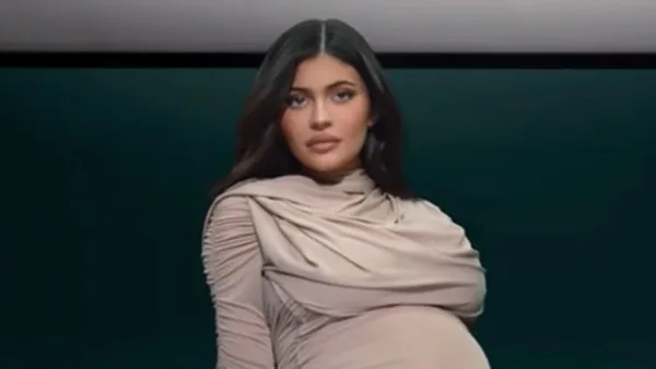 Revisit Kylie Jenner Baby Bump Album Ahead of Son Birth Hulu