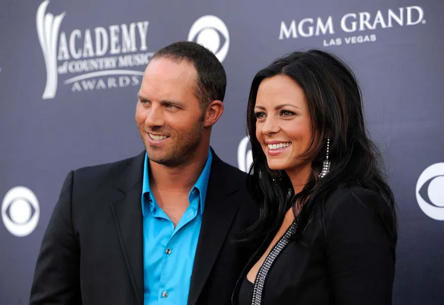 Sara Evans Jay Barkers Relationship Divorce Timeline