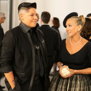 Sara Ramirez Addresses 'And Just Like That' Fans Hating on Their Character Che Diaz 3 Sarah Jessica Parker