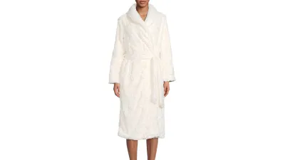 Secret Treasures Women’s Plush Robe