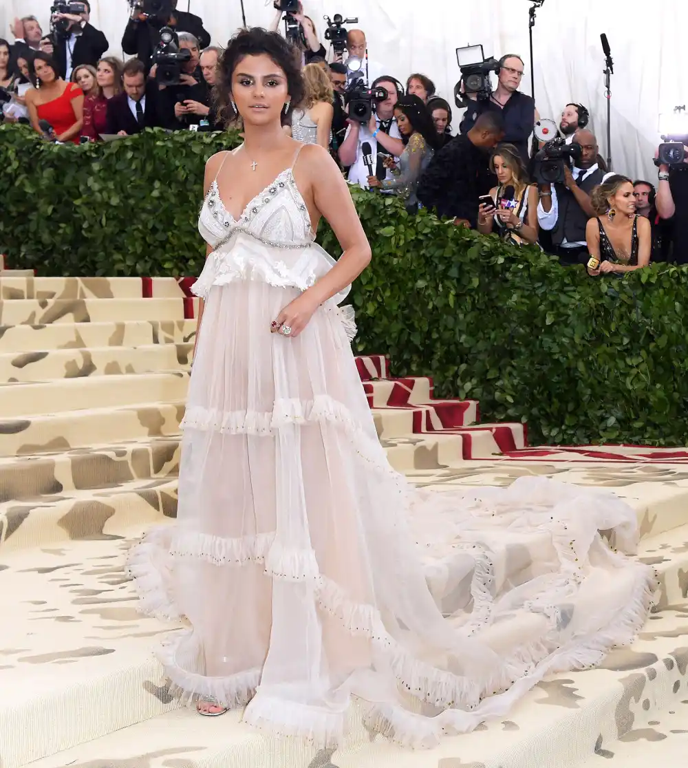 Selena Gomez Wanted to Leave the 2018 Met Gala After Realizing She Was Completely Orange