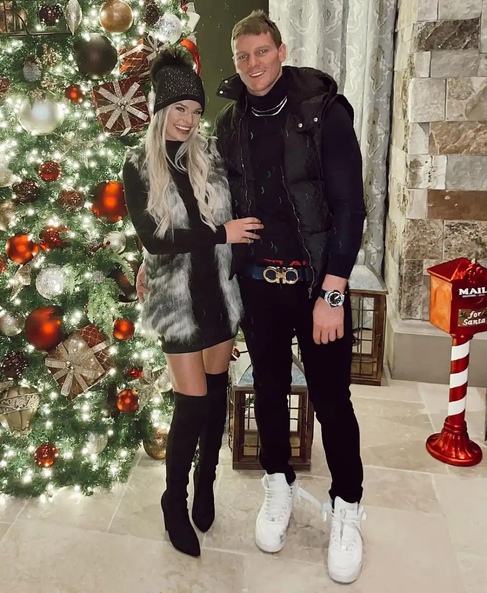 Siesta Key Season 5 Trailer Teases Juliette Porter's Split From Sam Logan Amid Cheating Accusations