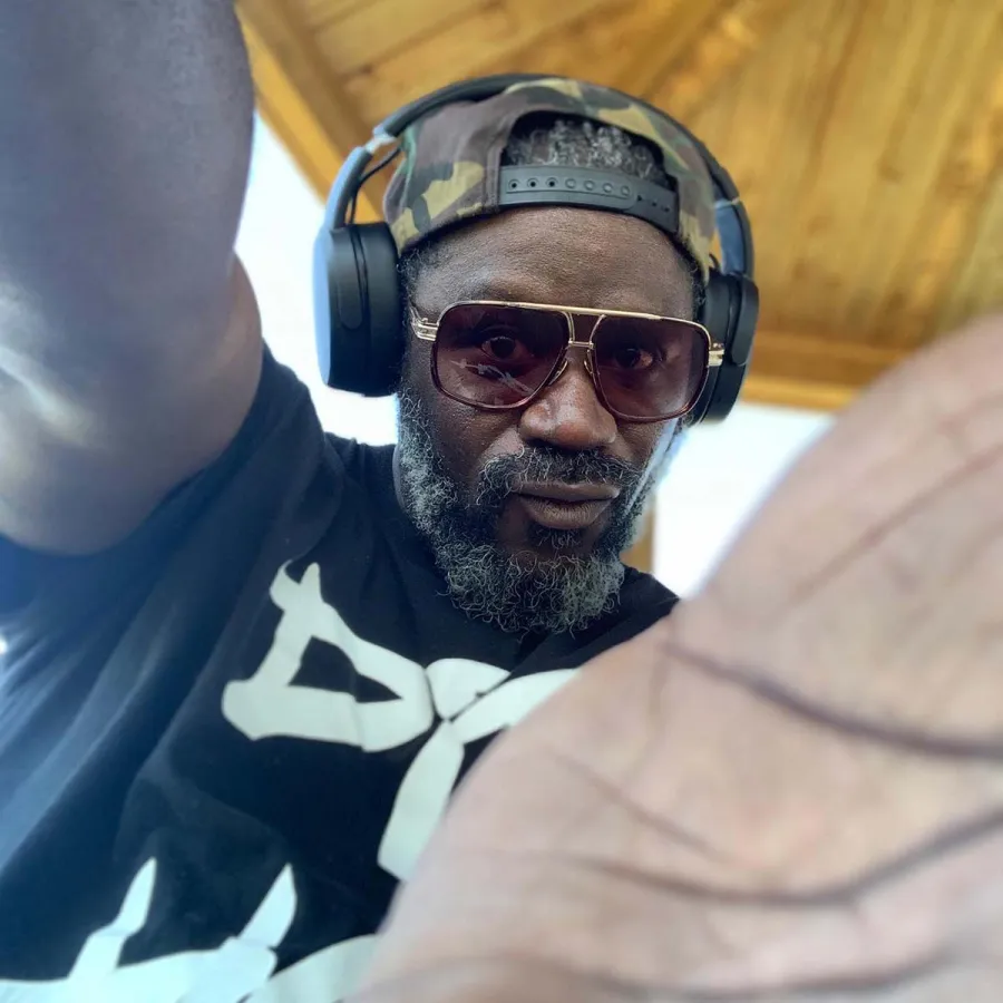 Stealing Show Get Know 3 Super Bowl LVI Sign Language Performers