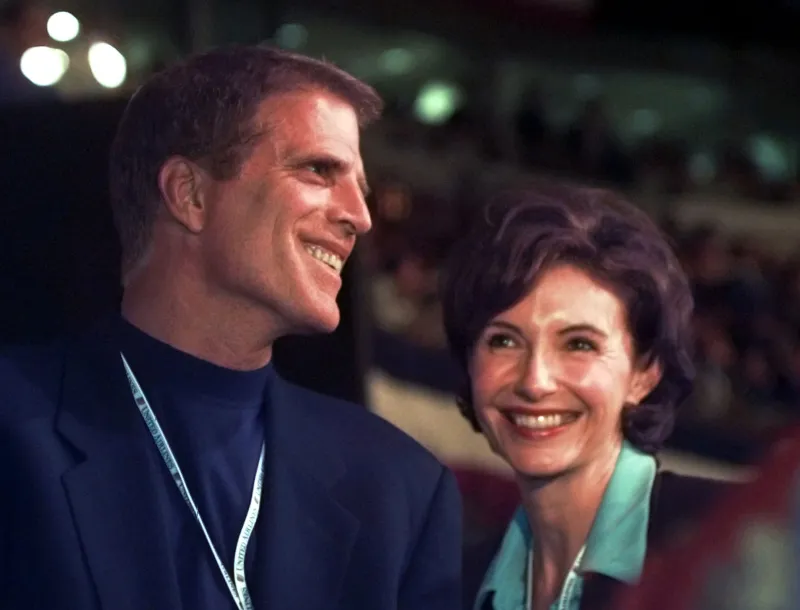 Ted Danson and Mary Steenburgen A Timeline of Their Relationship
