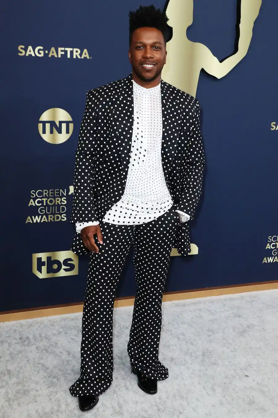Leslie Odom Jr The Best Dressed Hottest Men at the 2022 SAG Awards
