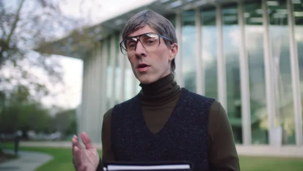 Travis Barker Looks Unrecognizable Without His Face Tattoos 3 Emo Girl