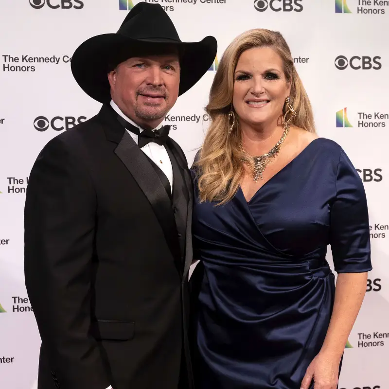 Trisha Yearwood and Garth Brook's Relationship Timeline