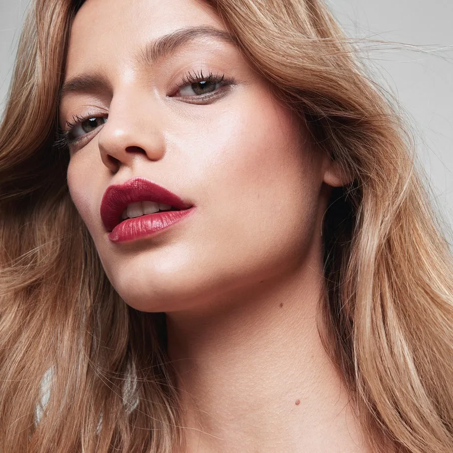 Weightless Lip Color Lipstick